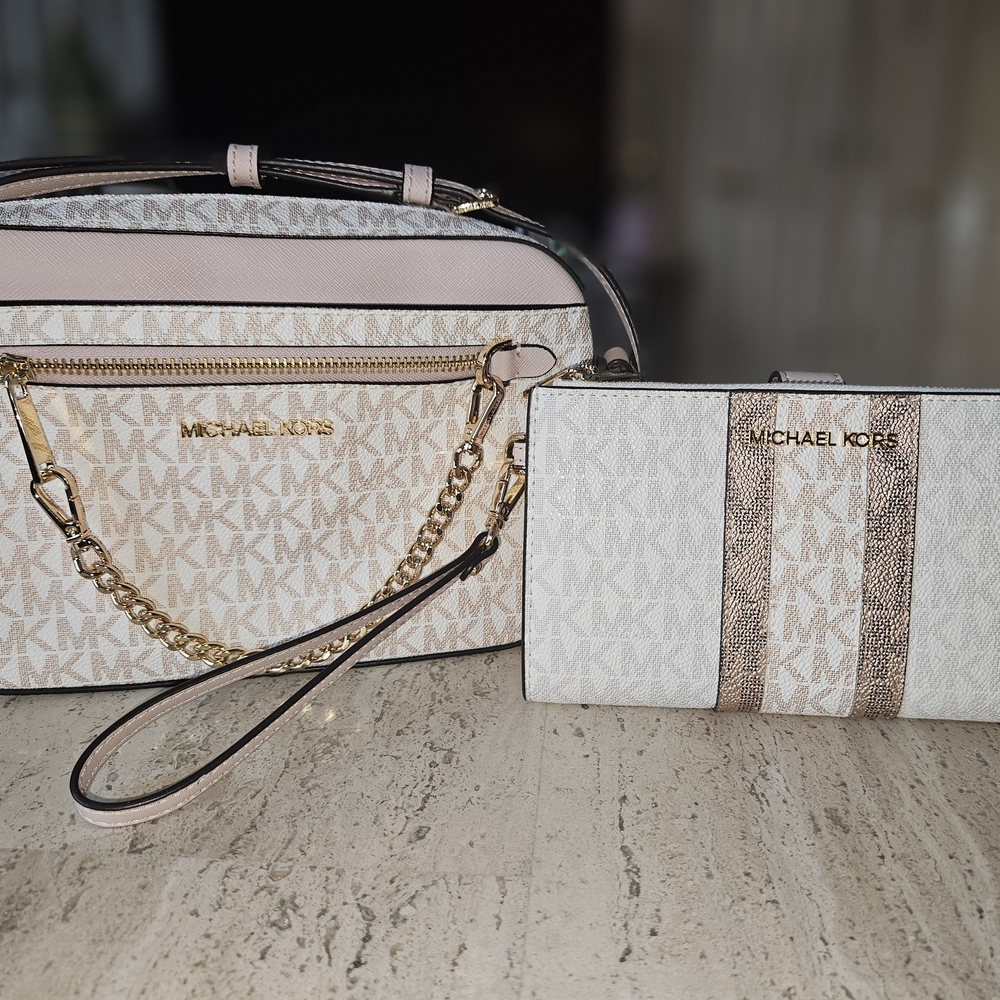 Michael Kors Beige and Gold Crossbody Bag Set